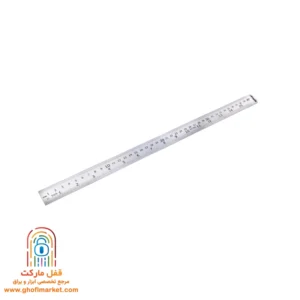 درجه‌بندی دقیق میلی‌متری روی خط‌کش فلزی