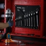 استفاده از آچار دو سر رینگ رونیکس RH-2302 در تعمیرات خودرو